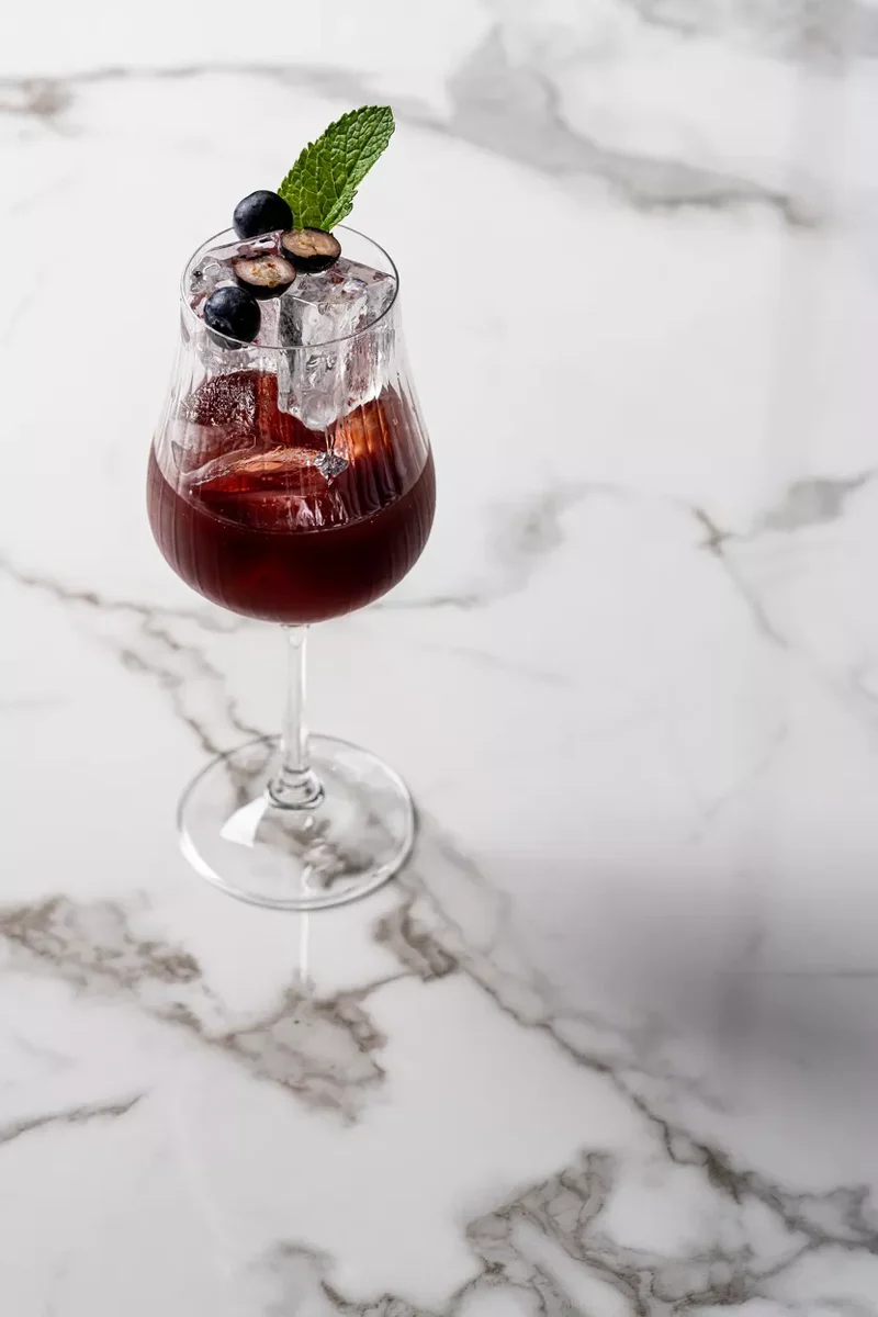 Cocktail acidulé Rouge Velvet 0,0% - L’Alchimiste by Matthias Giroud - 20 cl