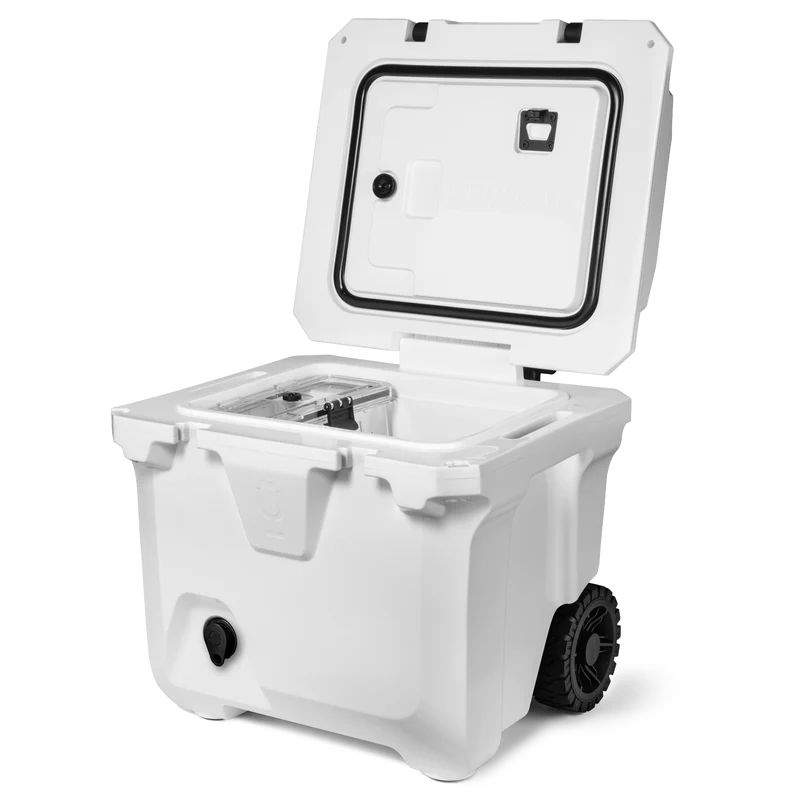 BrüTank 35-Quart Ultimate Day Trip Cooler Bundle | Ice White