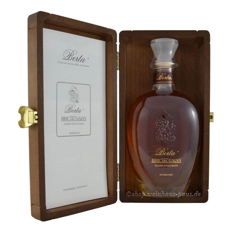 Distillerie Berta Grappa Bric del Gaian 2015 in edler Holzkiste