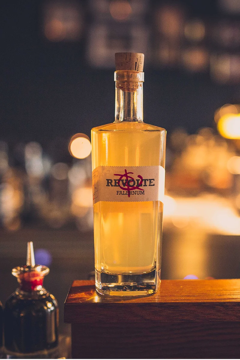 Revolte Falernum
