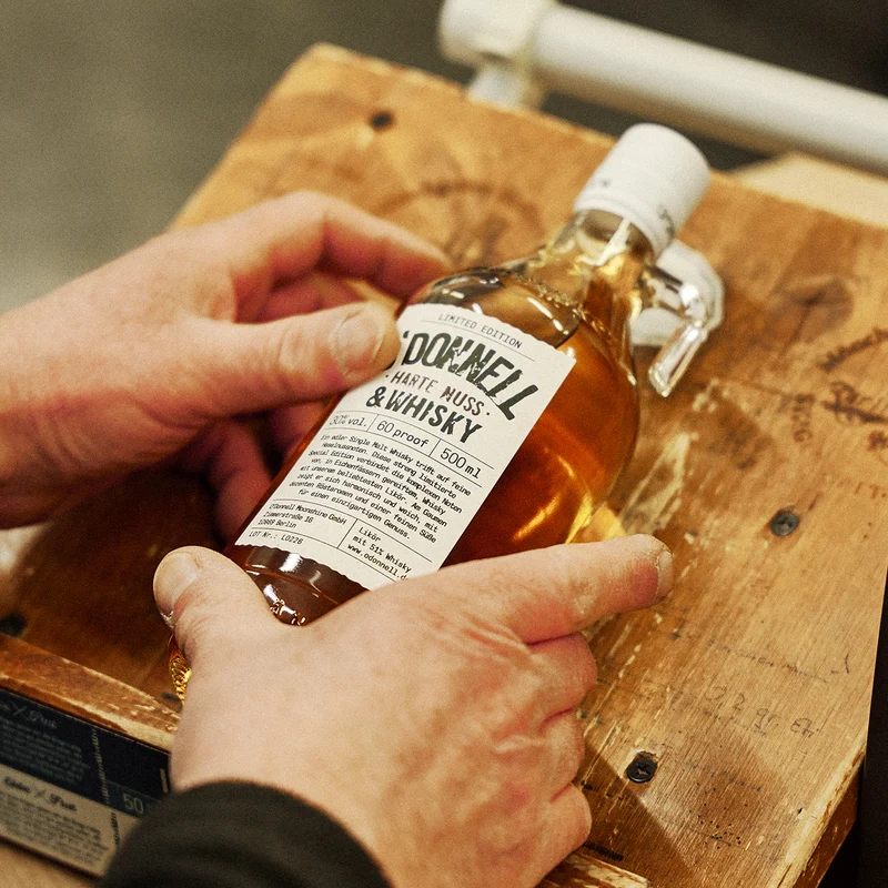 Whisky x Harte Nuss - 30% vol.
