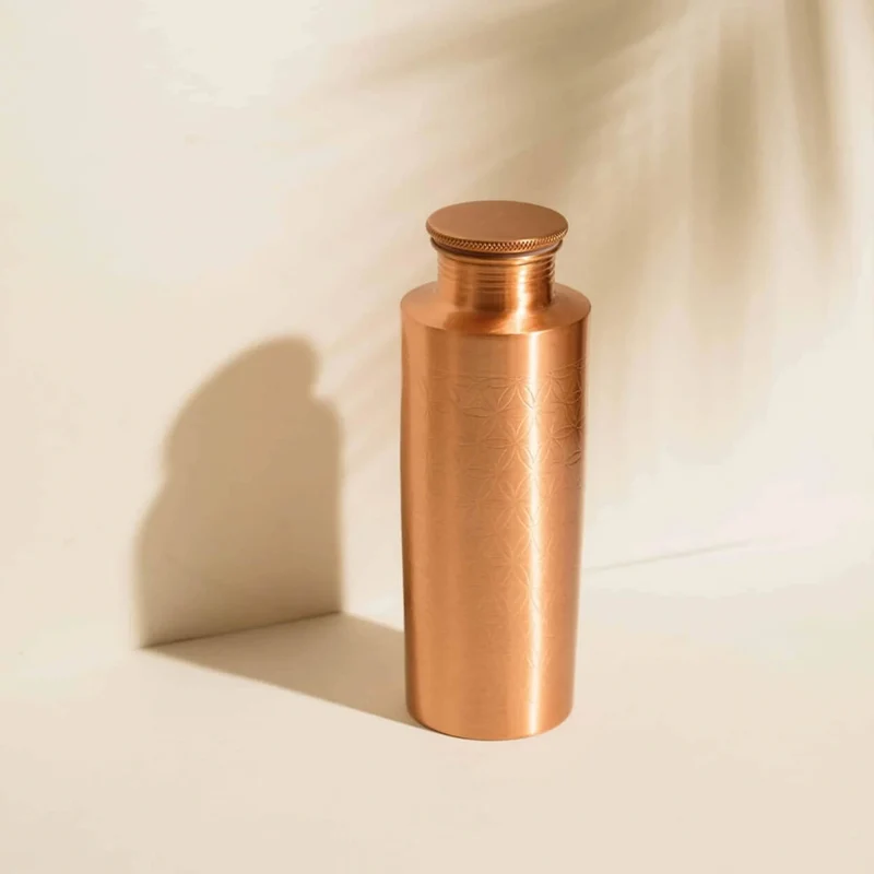 Kupferflasche mit „Blume des Lebens“