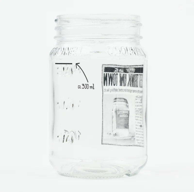 Newspaper Glas